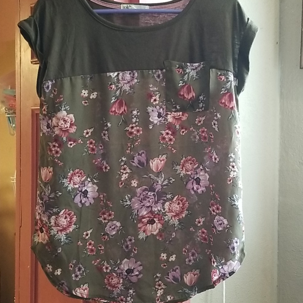 Jolt brand womens blouse